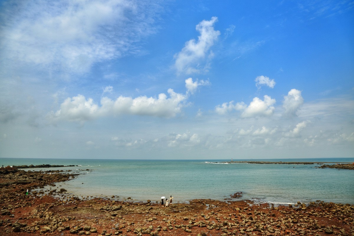 怪石滩风景（广西防城港）