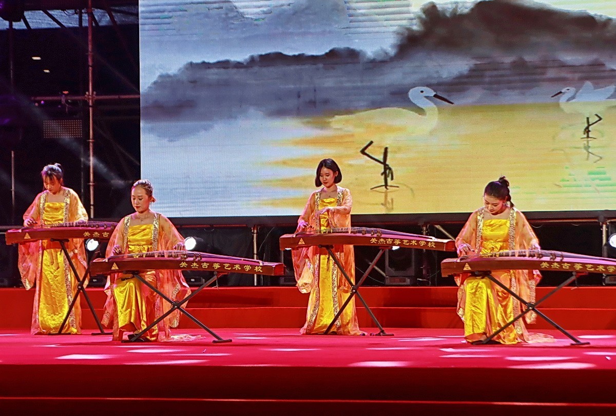 印象大连——2022高新区职工消夏文化晚会之古筝专场