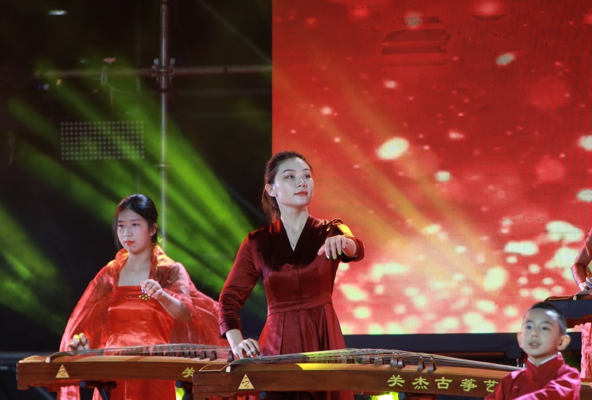 印象大连——2022高新区职工消夏文化晚会之古筝专场