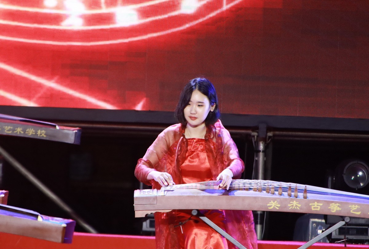 印象大连——2022高新区职工消夏文化晚会之古筝专场