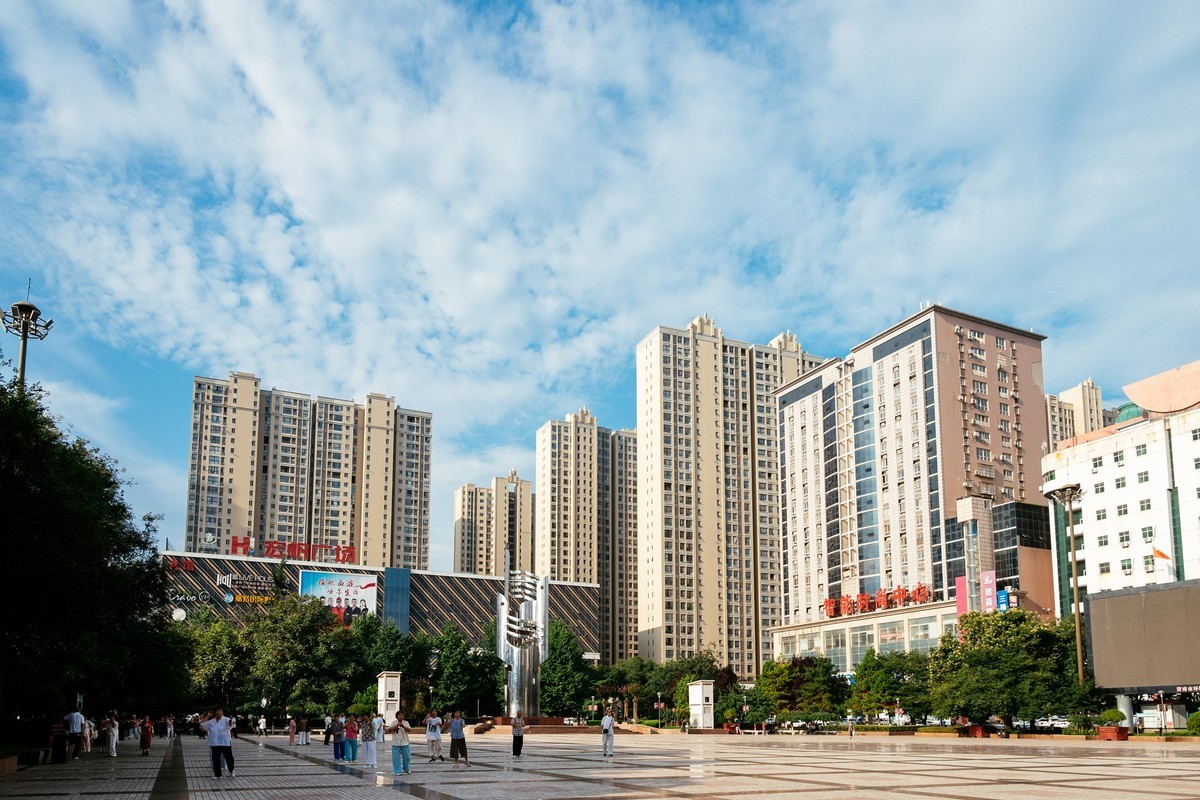 陕西渭南早霞万丈等欣欣向荣