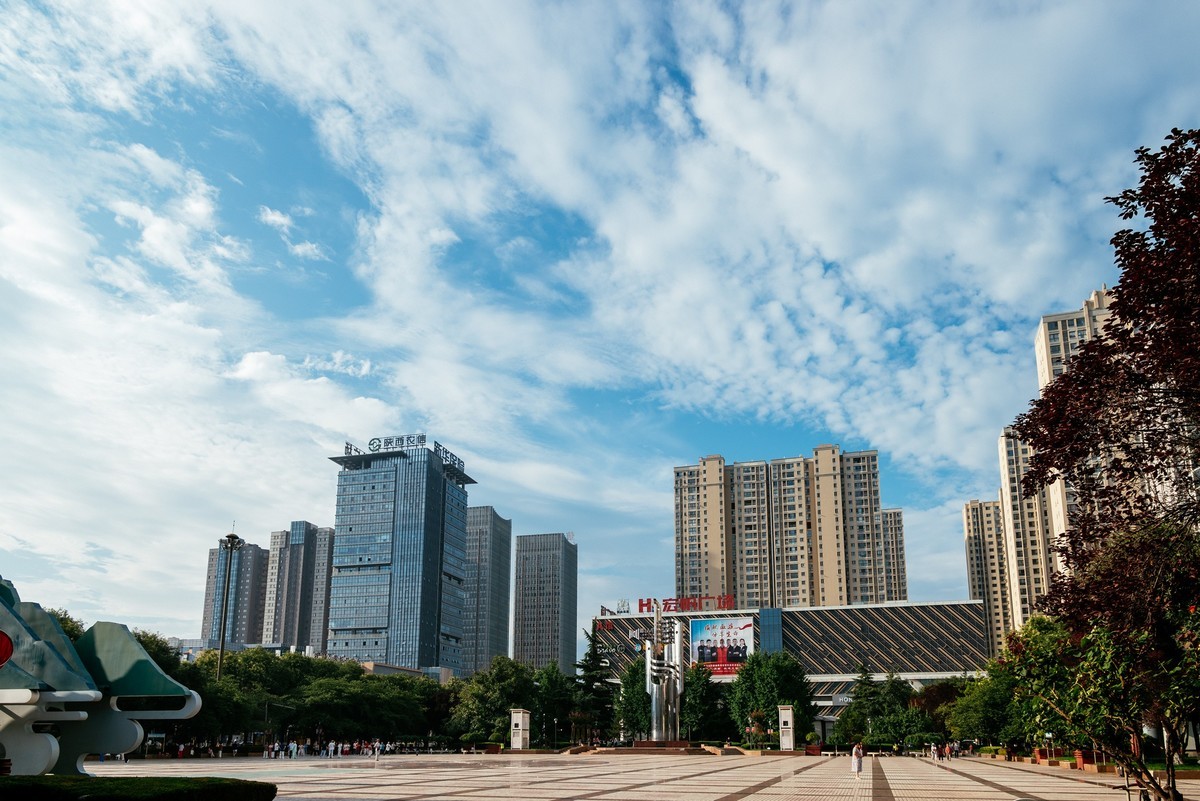 陕西渭南早霞万丈等欣欣向荣