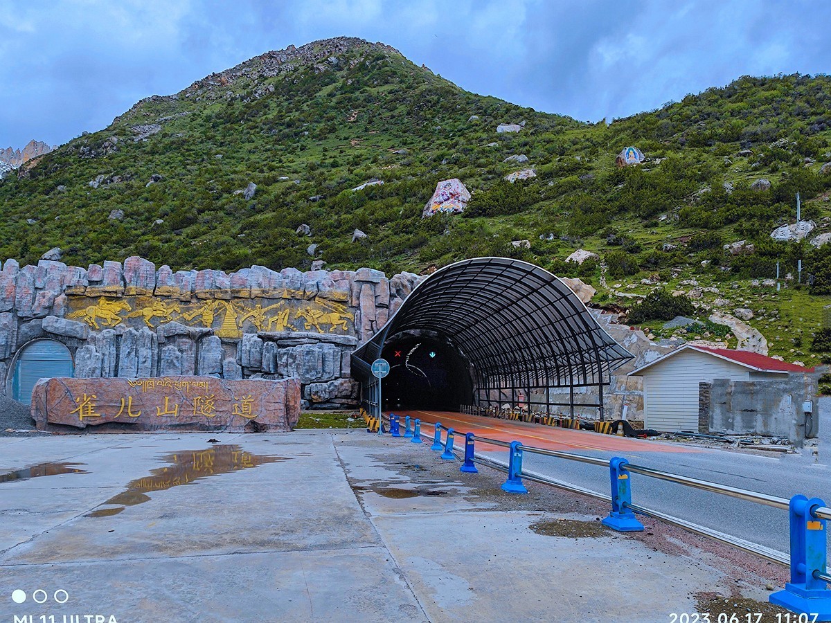 上海～成都～拉萨骑游随拍（74）向川藏公路十八军英雄致敬！