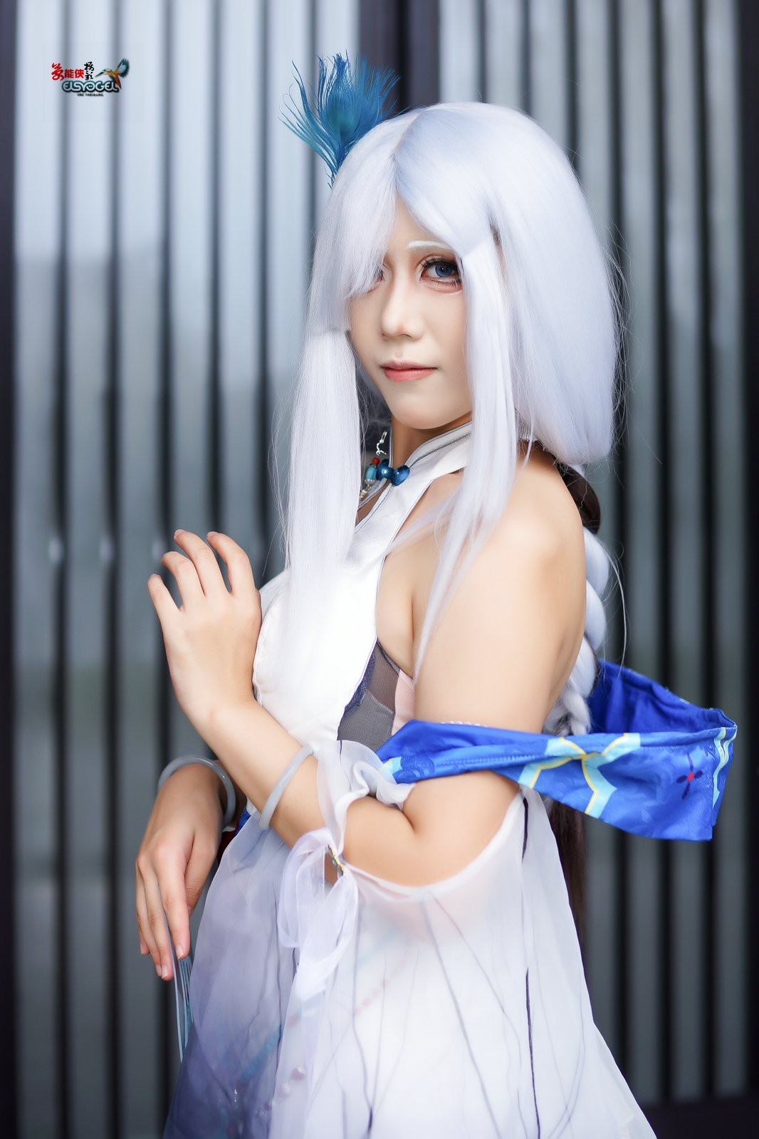 【二元次白发妖女】---霖霖