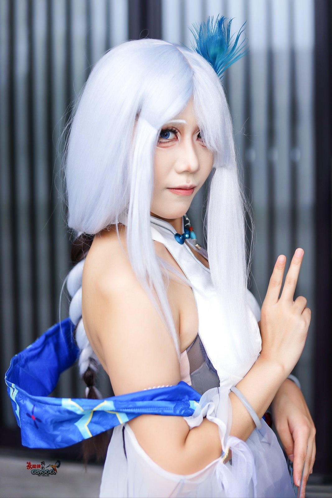 【二元次白发妖女】---霖霖