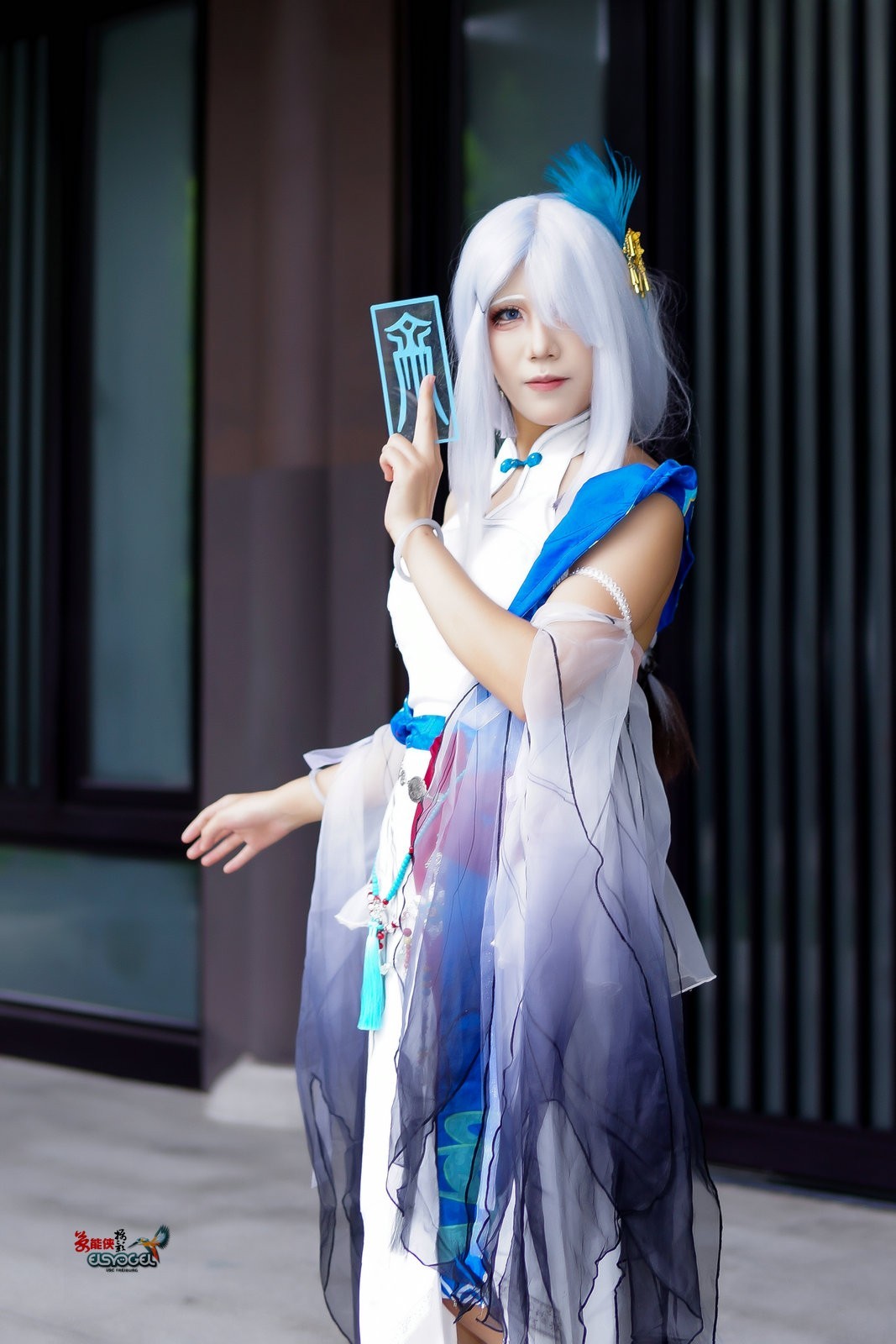 【二元次白发妖女】---霖霖