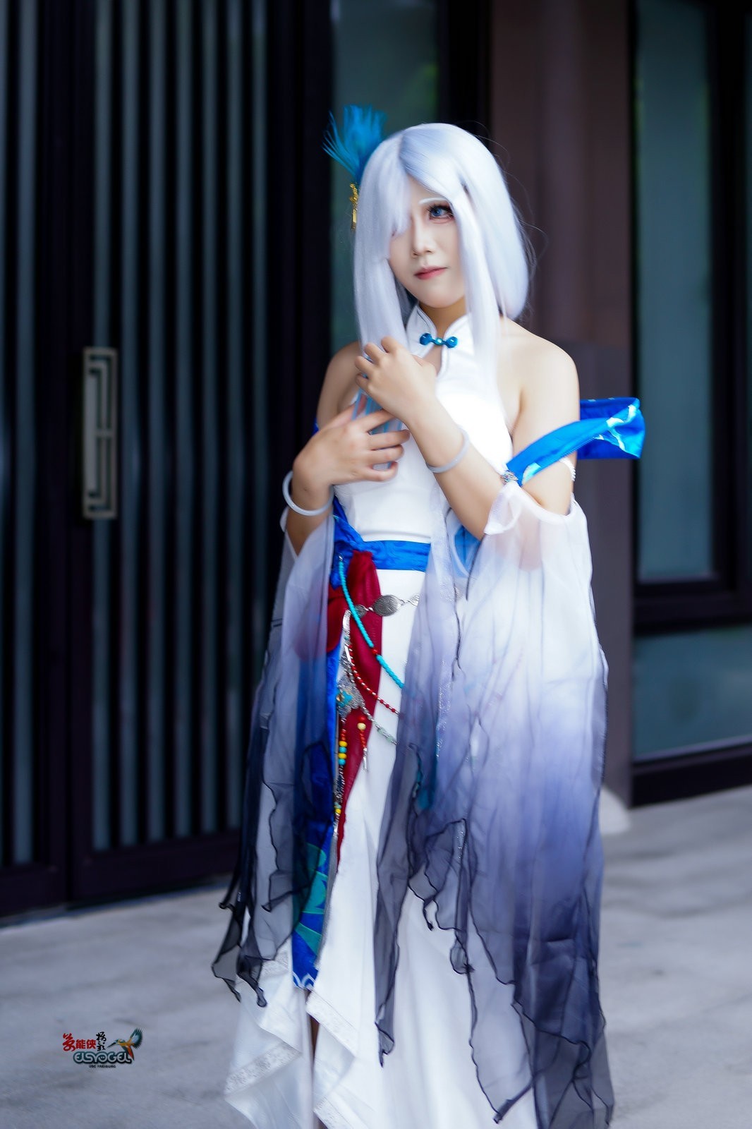 【二元次白发妖女】---霖霖