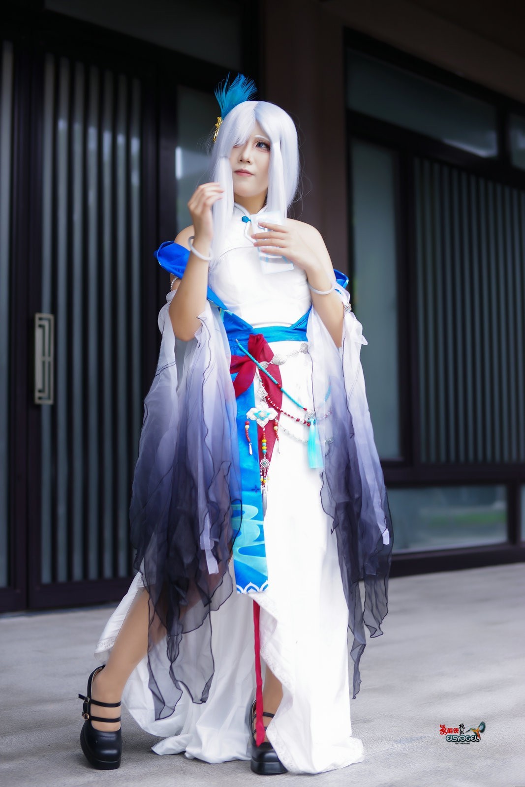 【二元次白发妖女】---霖霖