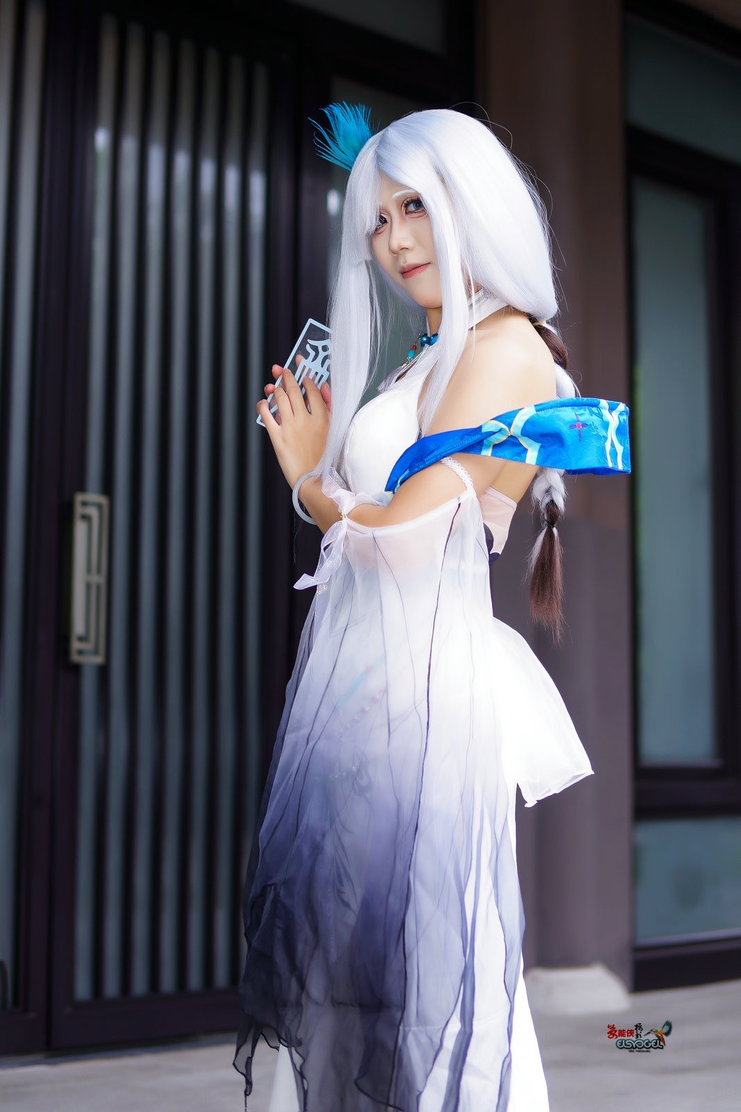 【二元次白发妖女】---霖霖