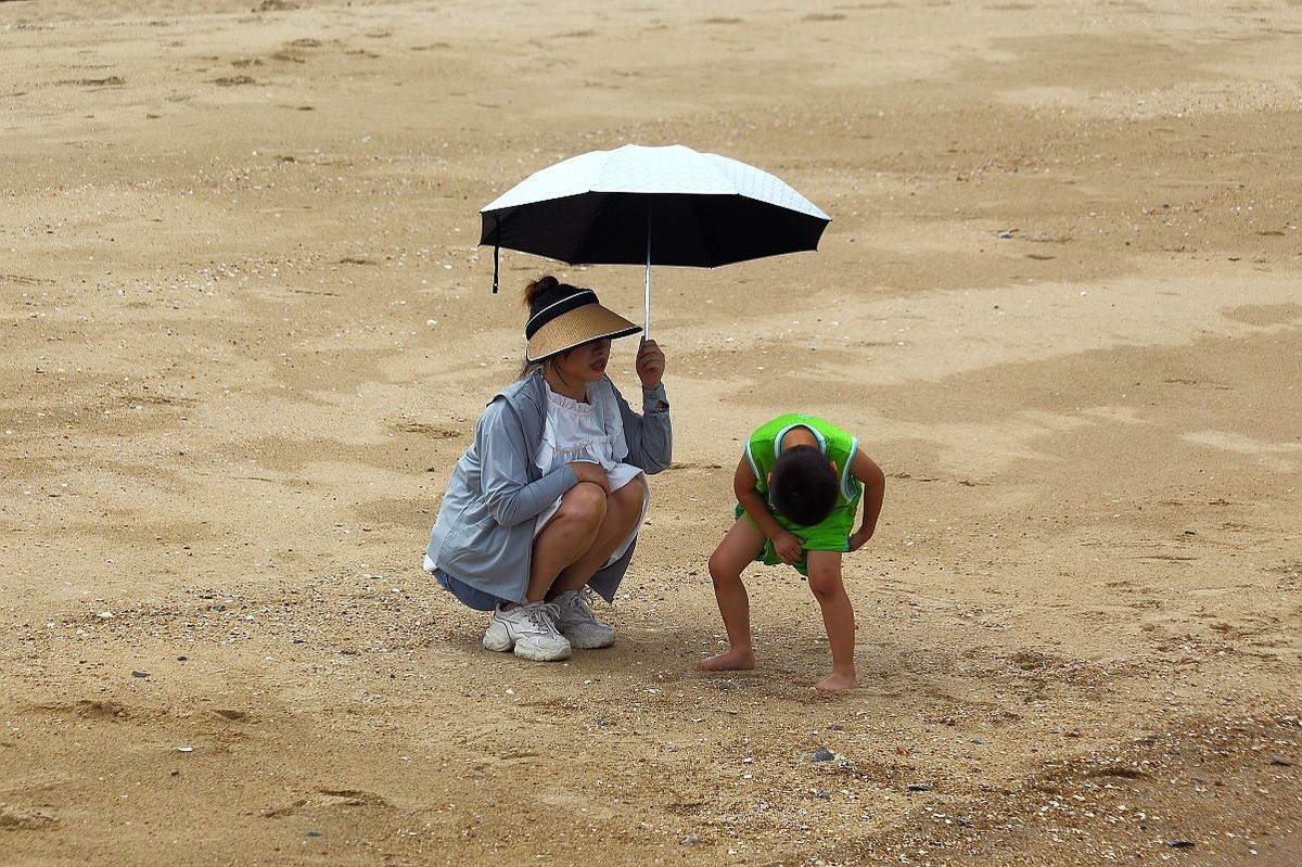 厦门沙滩——对面便是金门岛  （二）