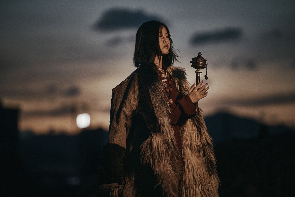 民族风写真-古田映画：想一个人去旅行，想说走就走不用顾及太多