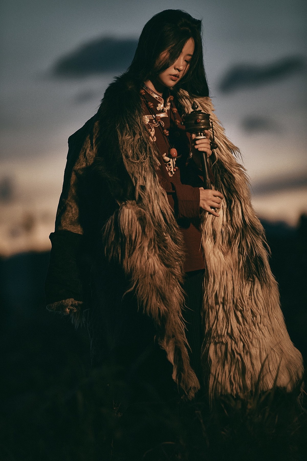 民族风写真-古田映画：想一个人去旅行，想说走就走不用顾及太多