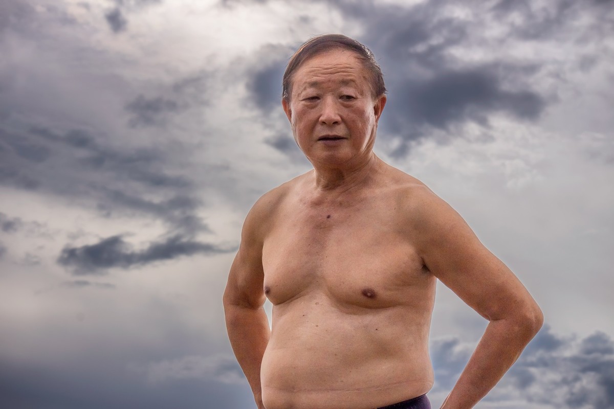 古浮桥人物抓怕