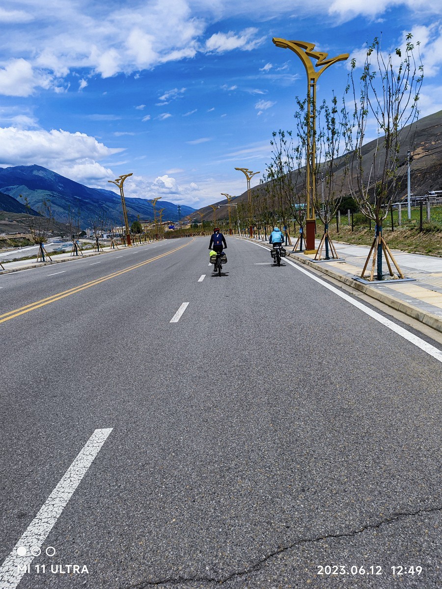 上海～成都～拉萨骑游随拍（60）诗意草原人文龙灯（下）