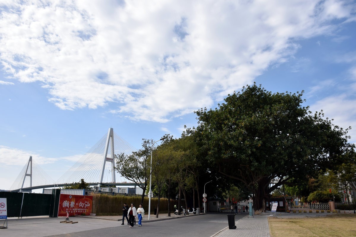 2025春节 广东行（17）老汕头西堤路