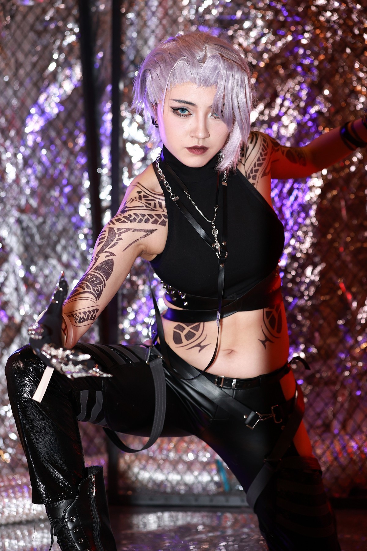 酷酷的赛博朋克风女生