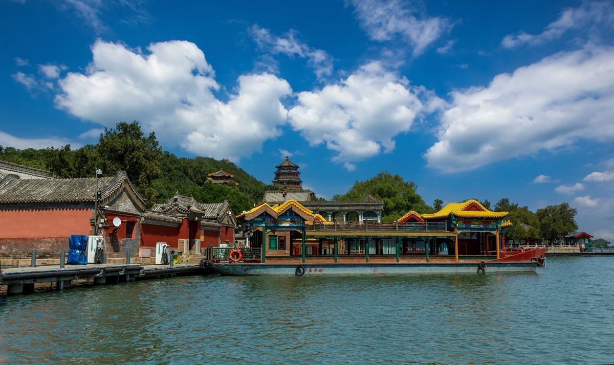 颐和拾梦：一湖烟水浸前朝