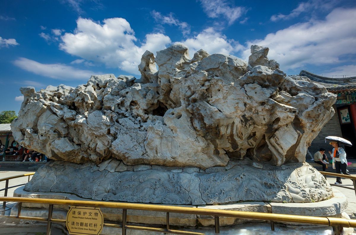 颐和拾梦：一湖烟水浸前朝
