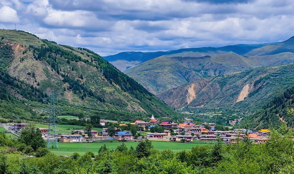 上海～成都～拉萨骑游随拍（60）诗意草原人文龙灯（下）