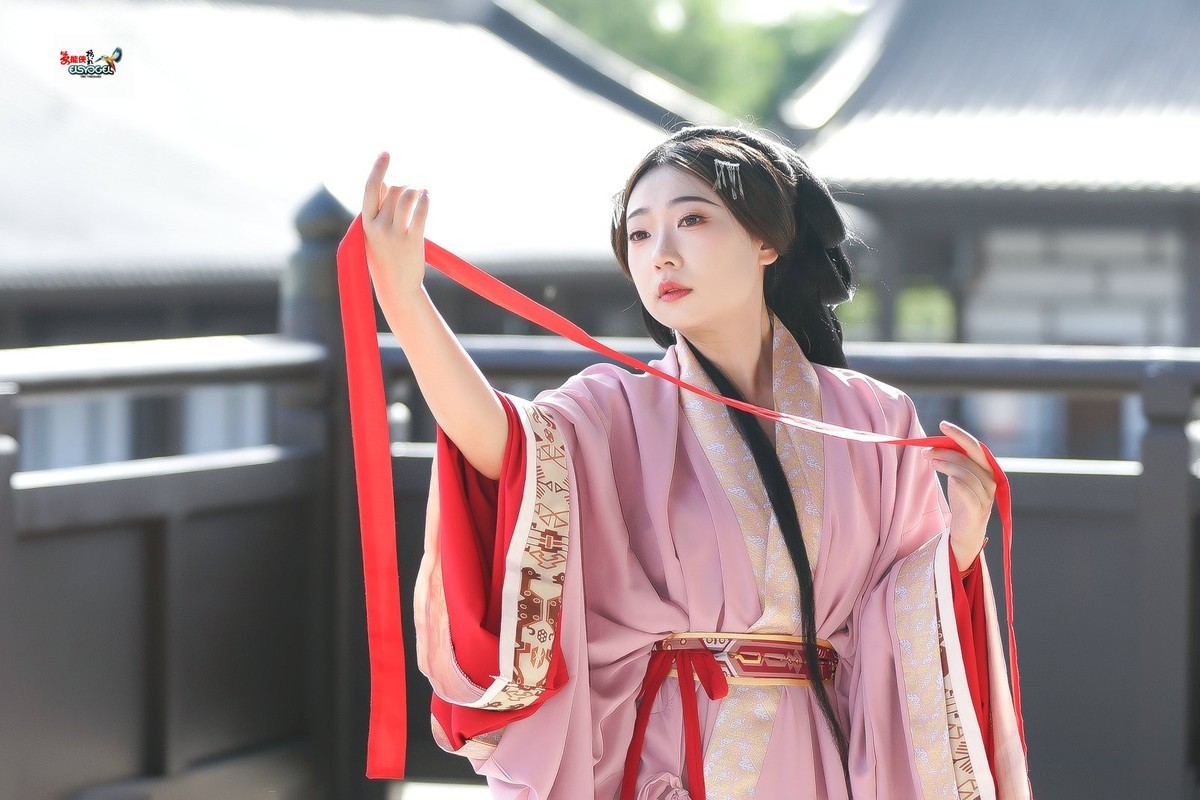 【美人依旧】---兔子