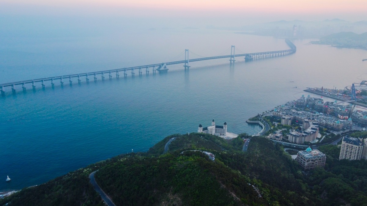 航拍星海湾平流雾