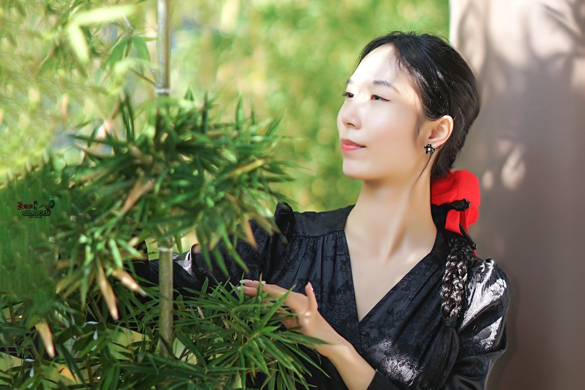 【竹林倩影】--- 珊珊