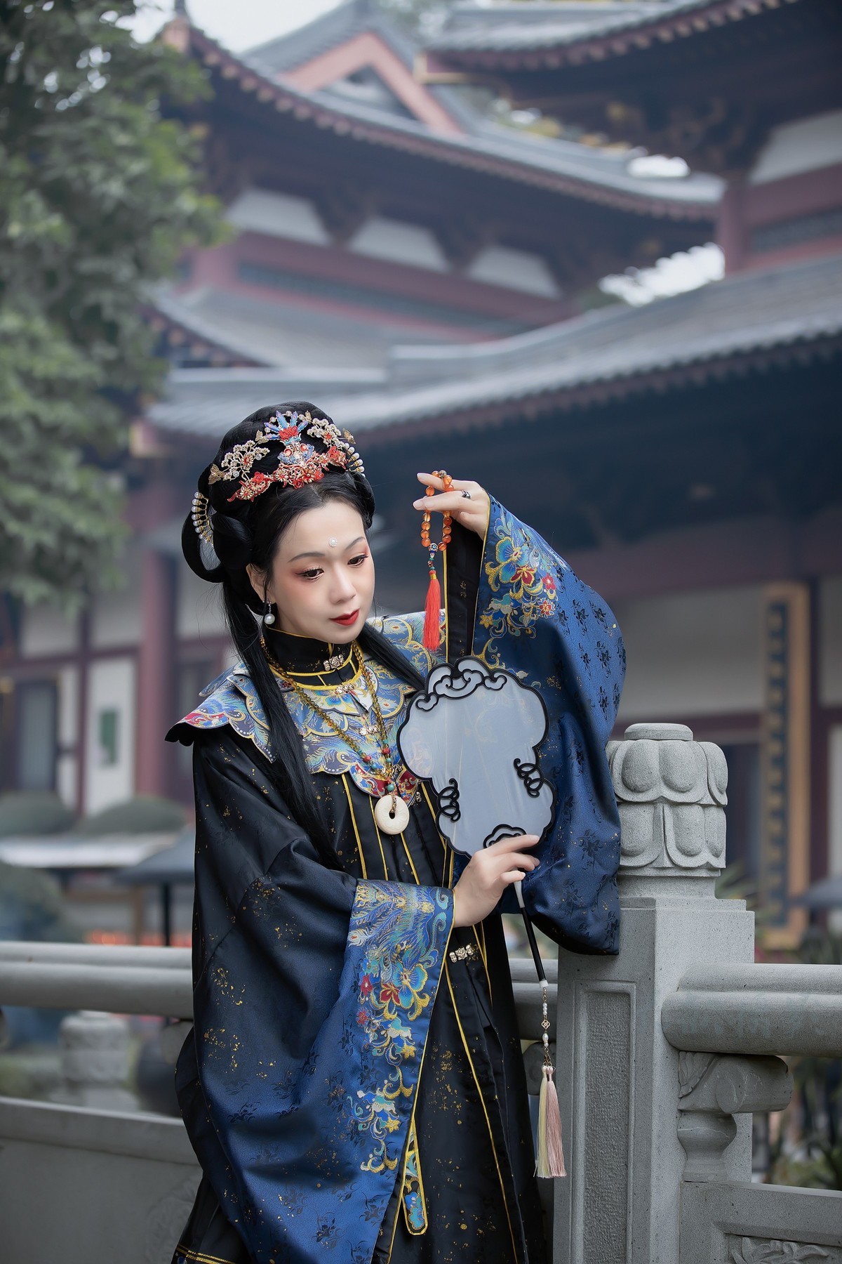 寒山寺内无寒山