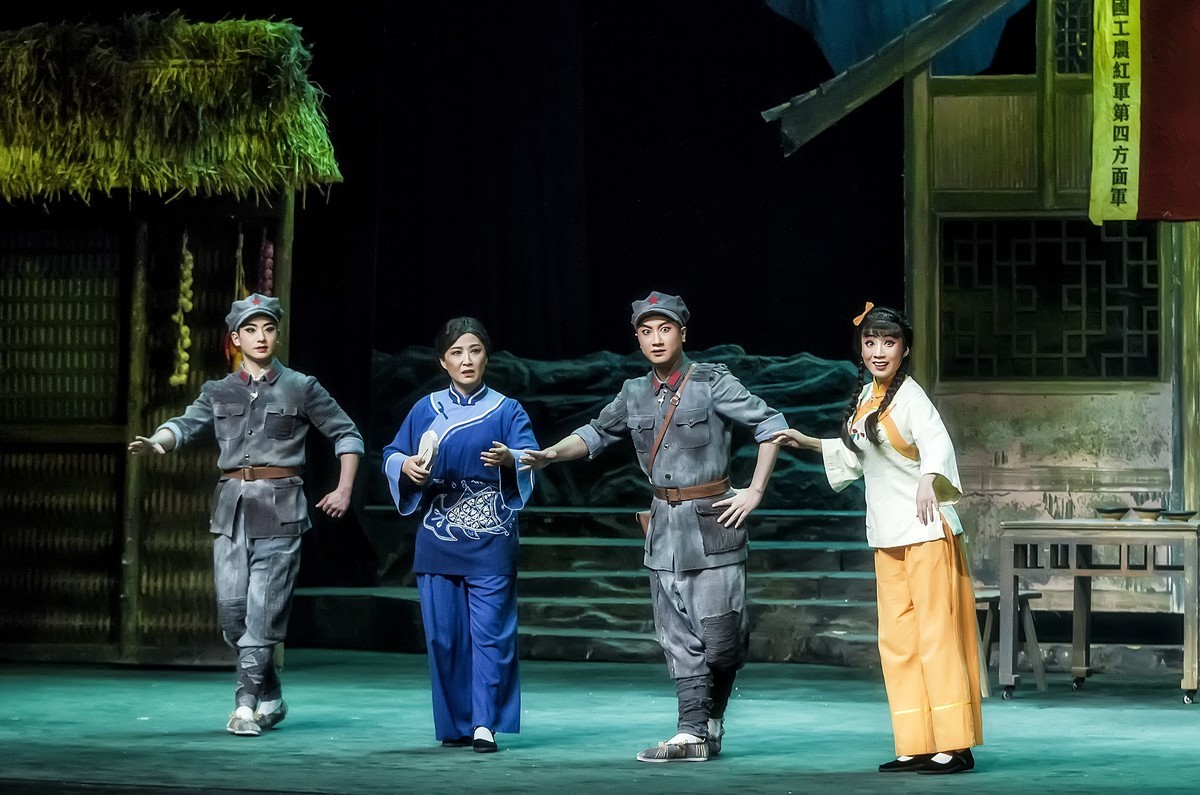 舞台摄影：现代川剧《红漫巴山》