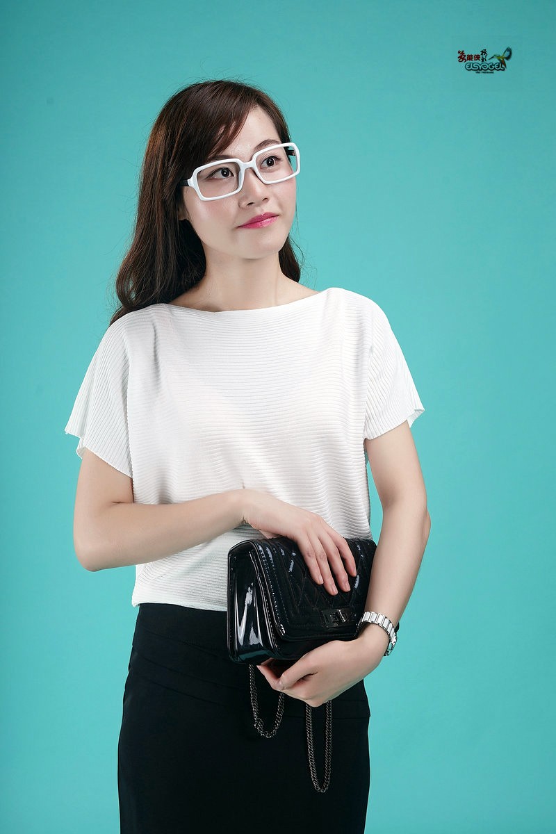 【纯情少女】------ 小芳