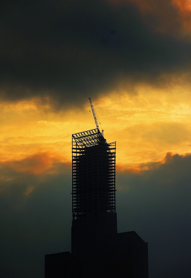 请假贴30张扫街抓拍片《风景，花草和妹子》上班族都上班了，该咱大爷出去溜达溜达了！