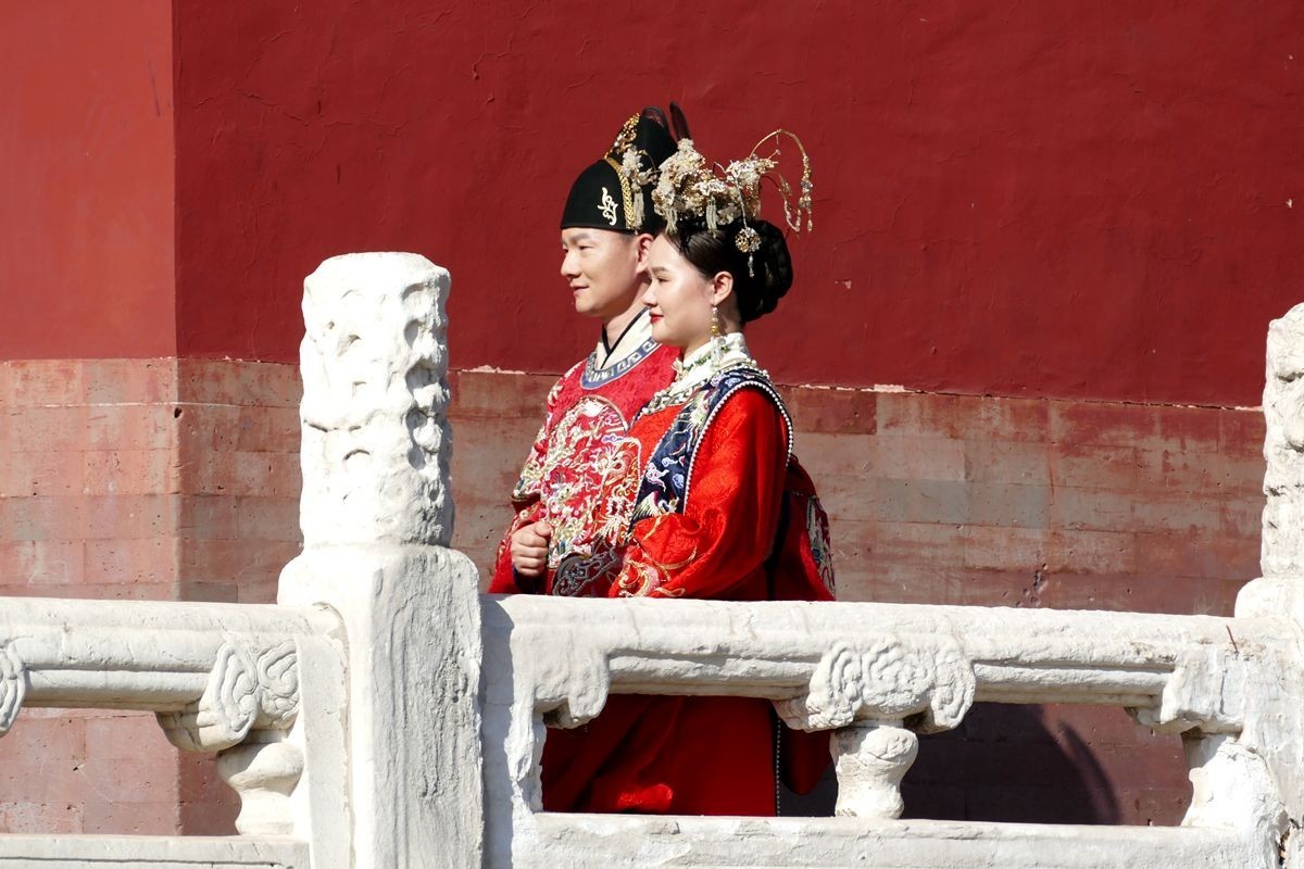 巧遇   远距离拍几张