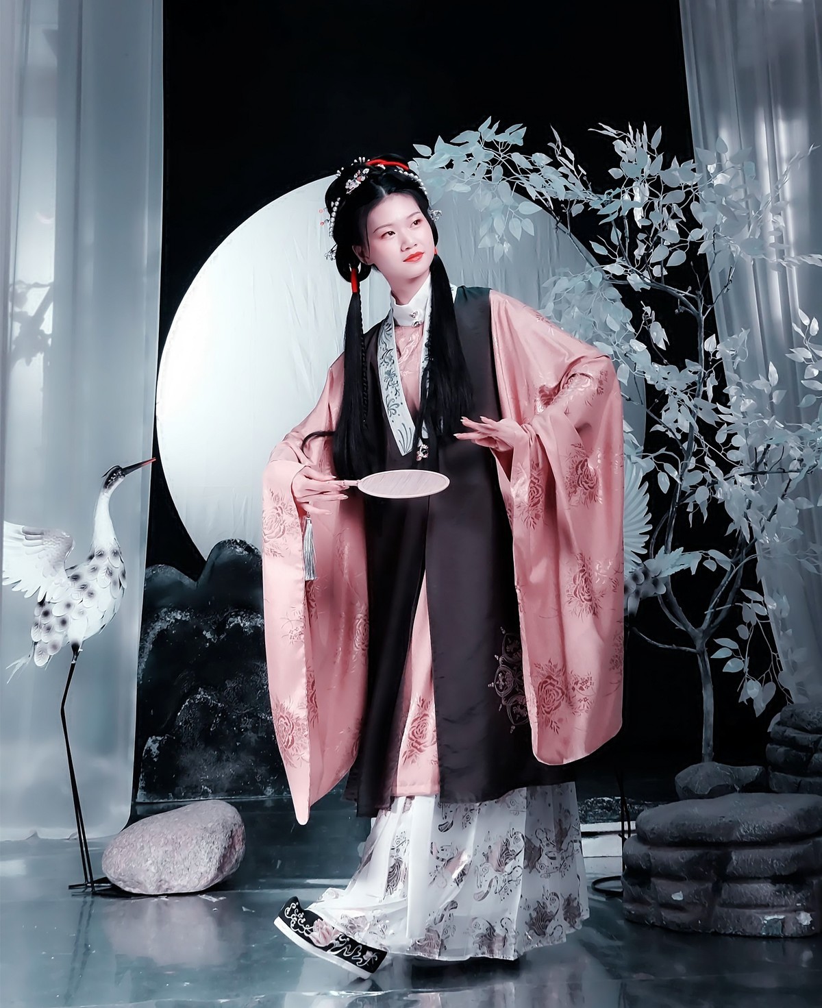 影栅拍古风汉服少女人像