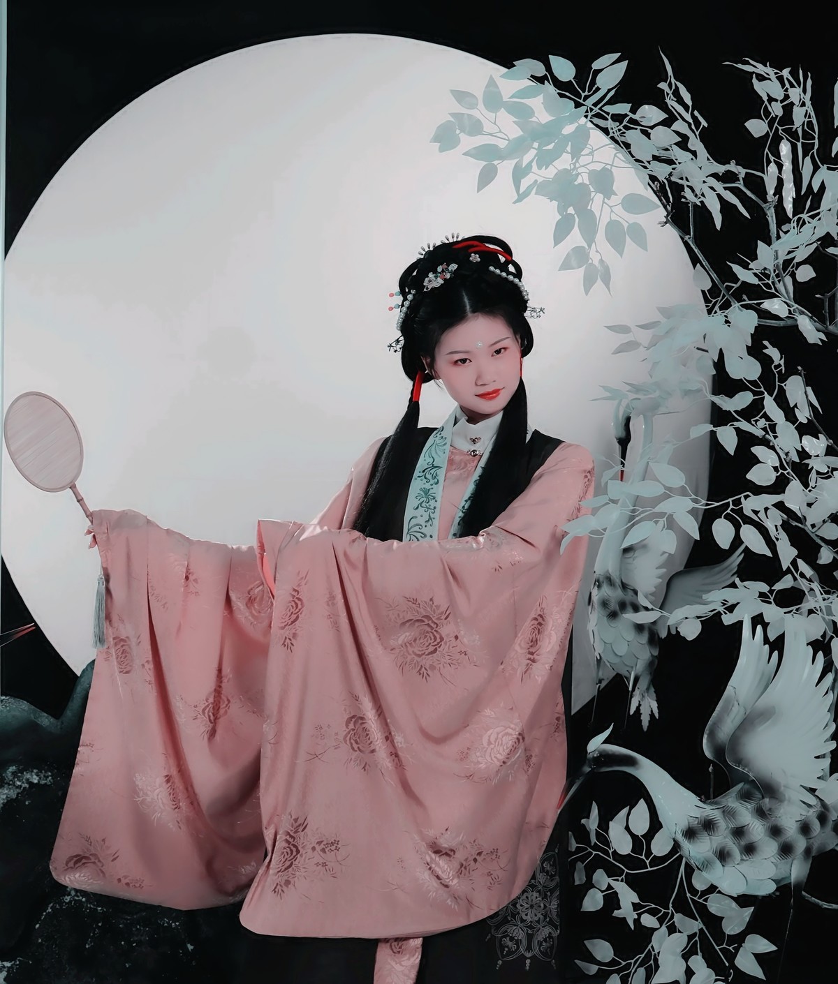 影栅拍古风汉服少女人像