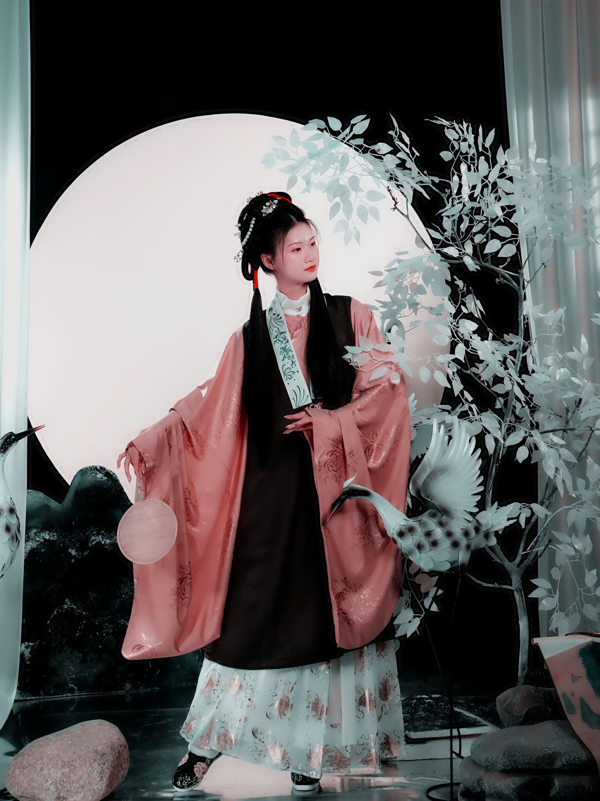 影栅拍古风汉服少女人像