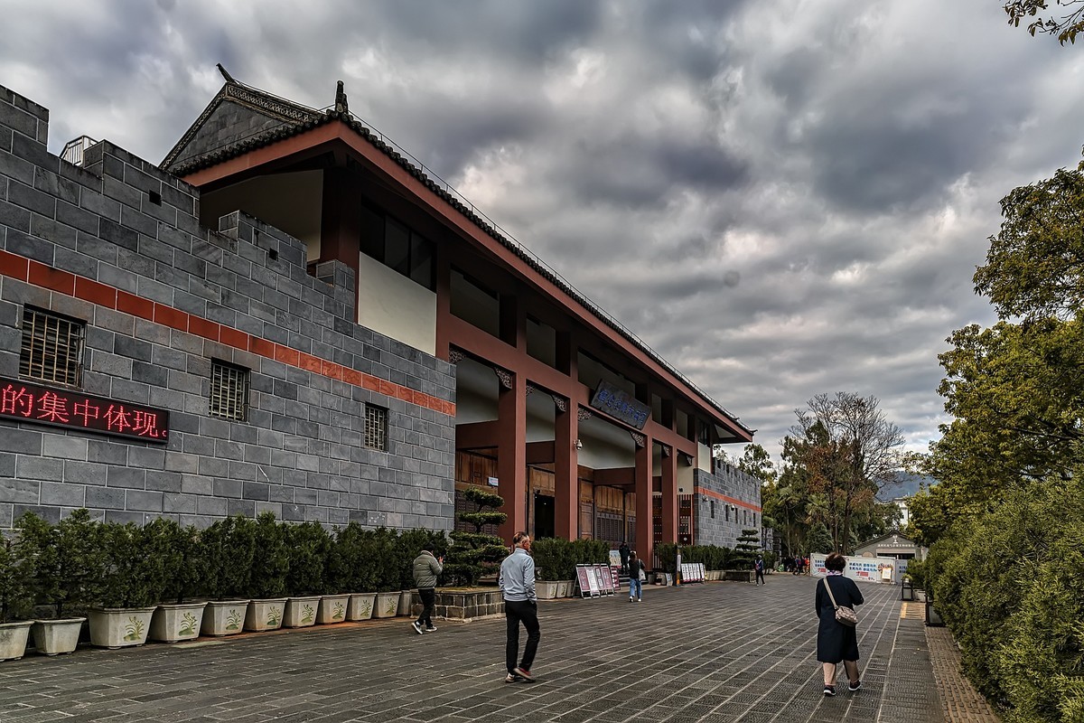 腾冲 · 国殇墓园