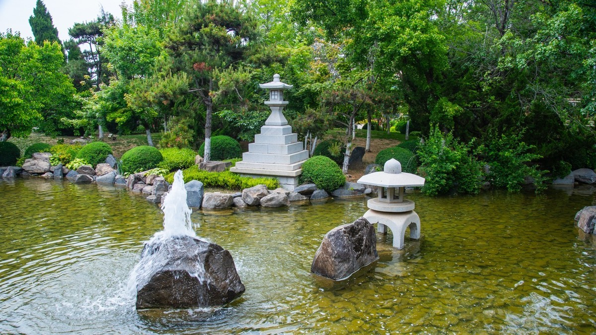 大 连 金 石 滩 金 石 万 巷