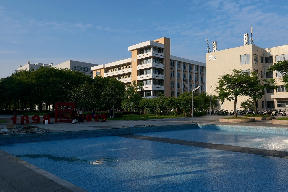 武汉映像----华中农业大学风光！