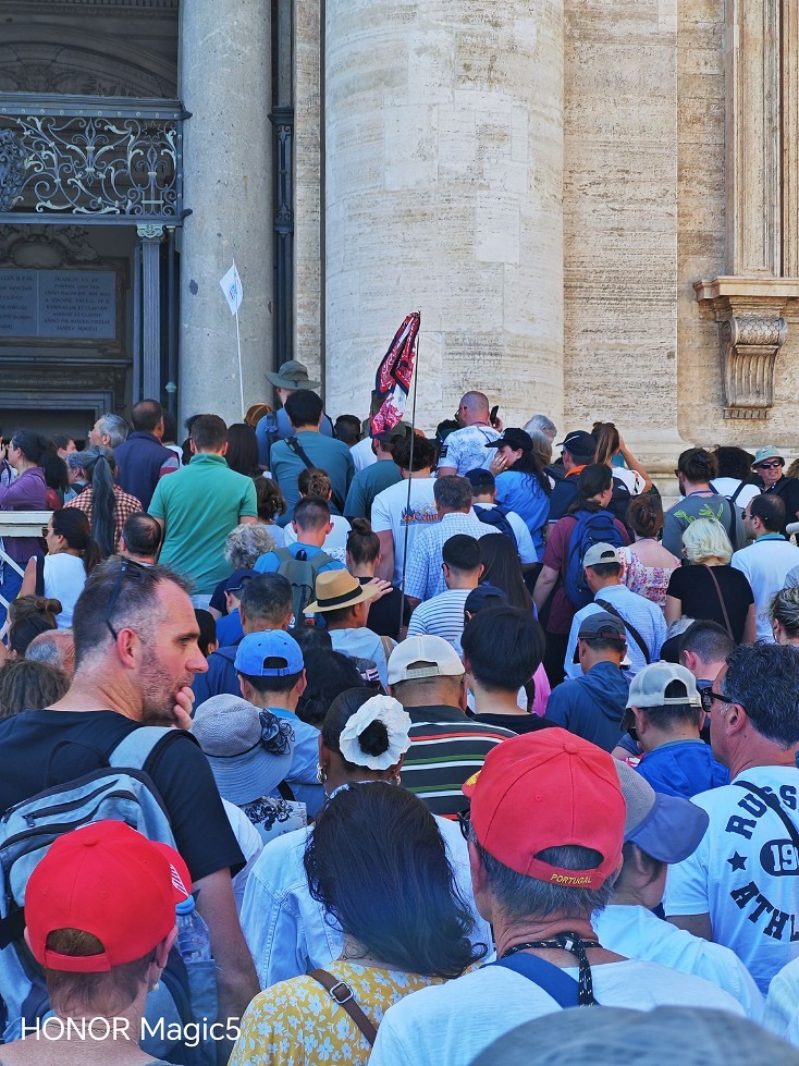 热闹帖，去欧洲溜达瞎拍一统《街拍抓拍随拍》请大家欣赏！