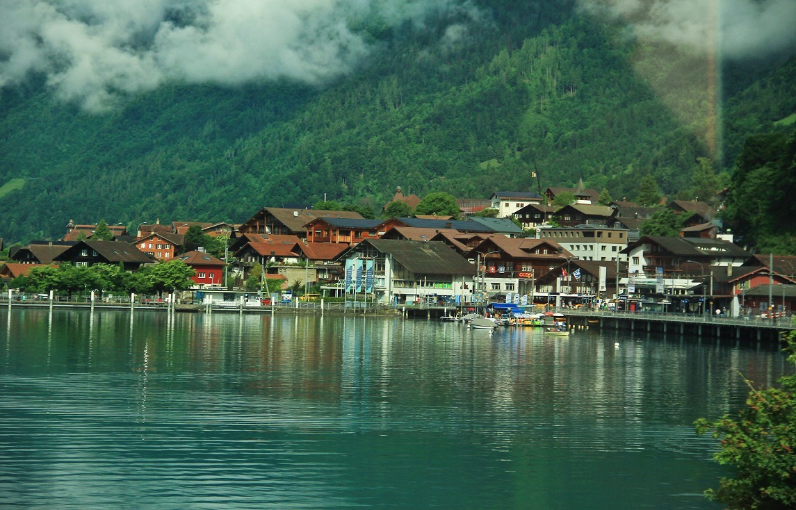 热闹帖，去欧洲溜达瞎拍一统《街拍抓拍随拍》请大家欣赏！