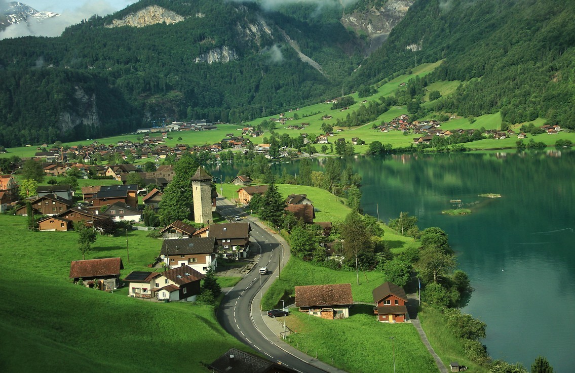 热闹帖，去欧洲溜达瞎拍一统《街拍抓拍随拍》请大家欣赏！