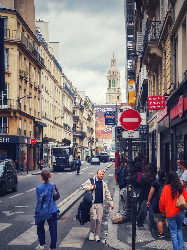 热闹帖，去欧洲溜达瞎拍一统《街拍抓拍随拍》请大家欣赏！