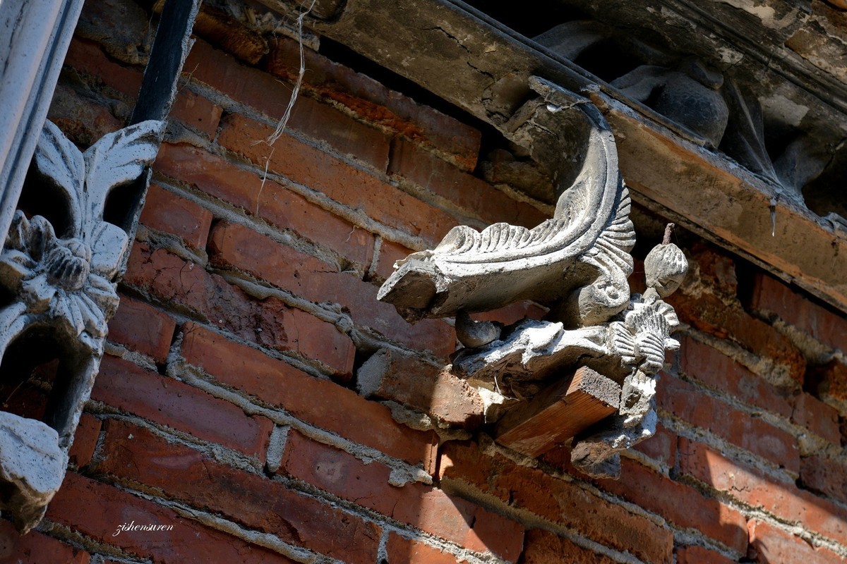 路仲古镇冯家厅