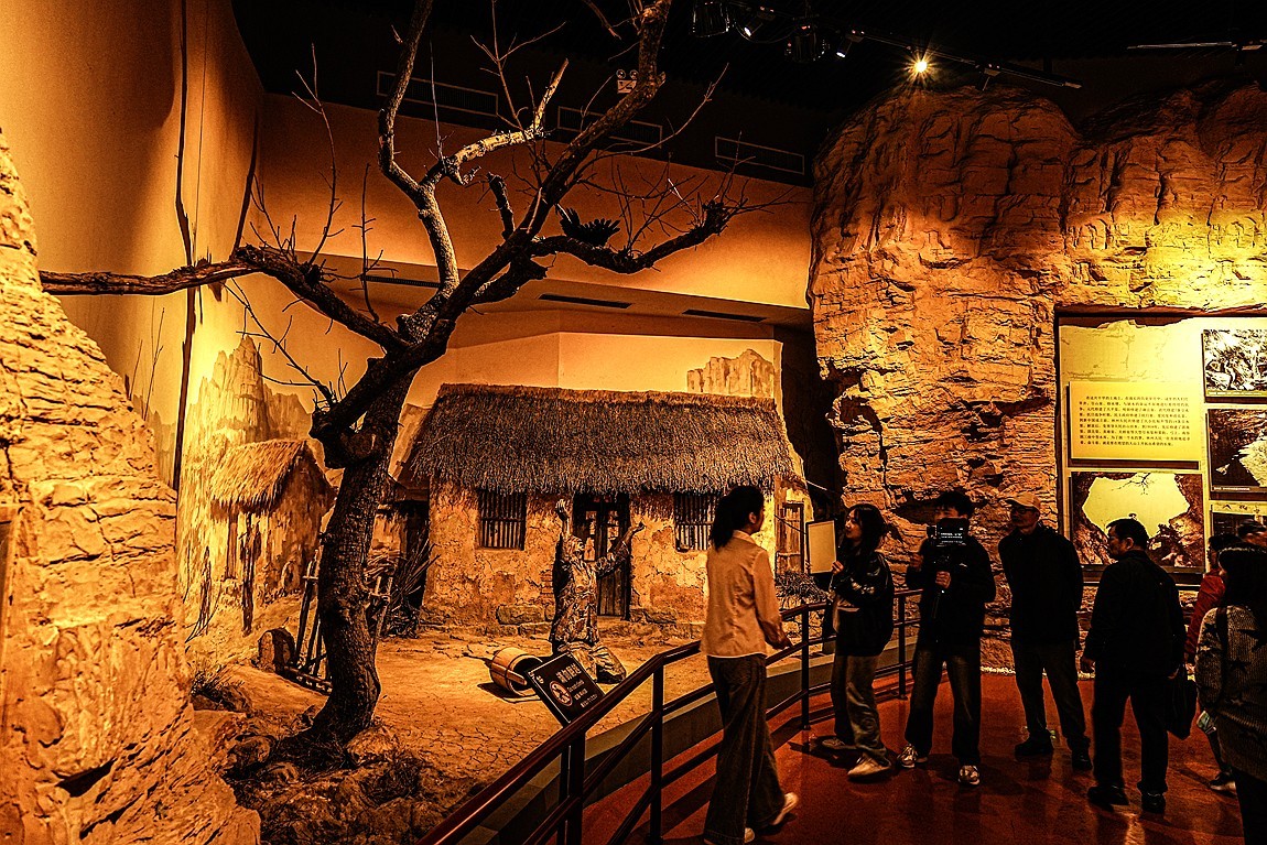 河南林县--红旗渠【2】各位老朋友新年好！！