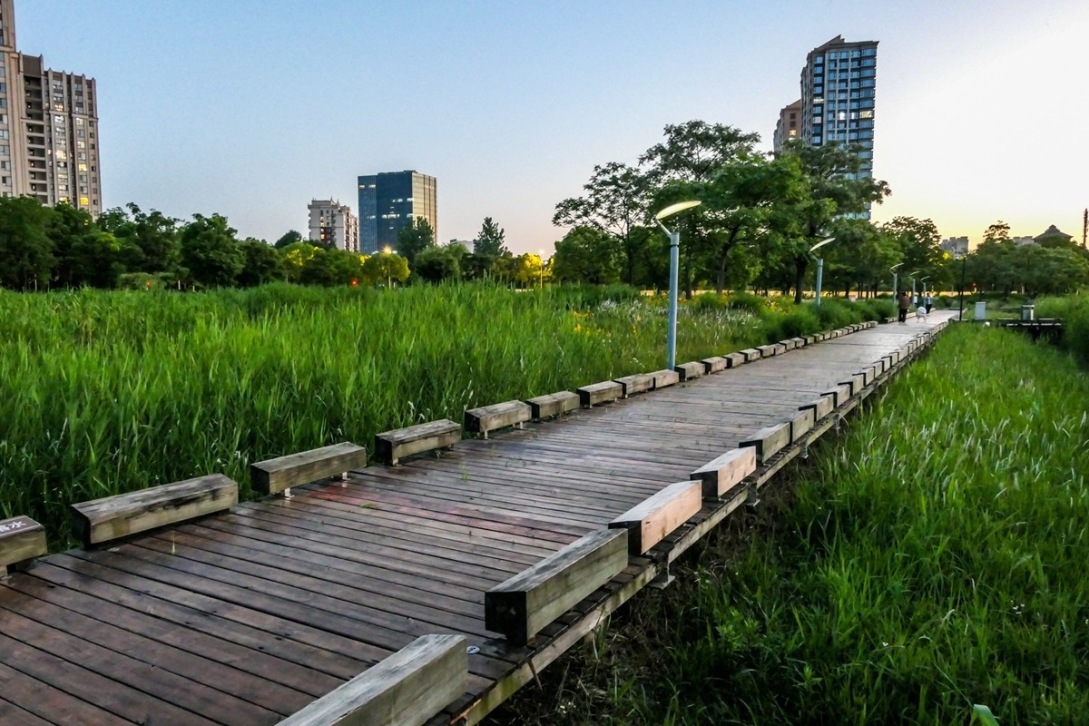 小区黄昏（上海南翔）