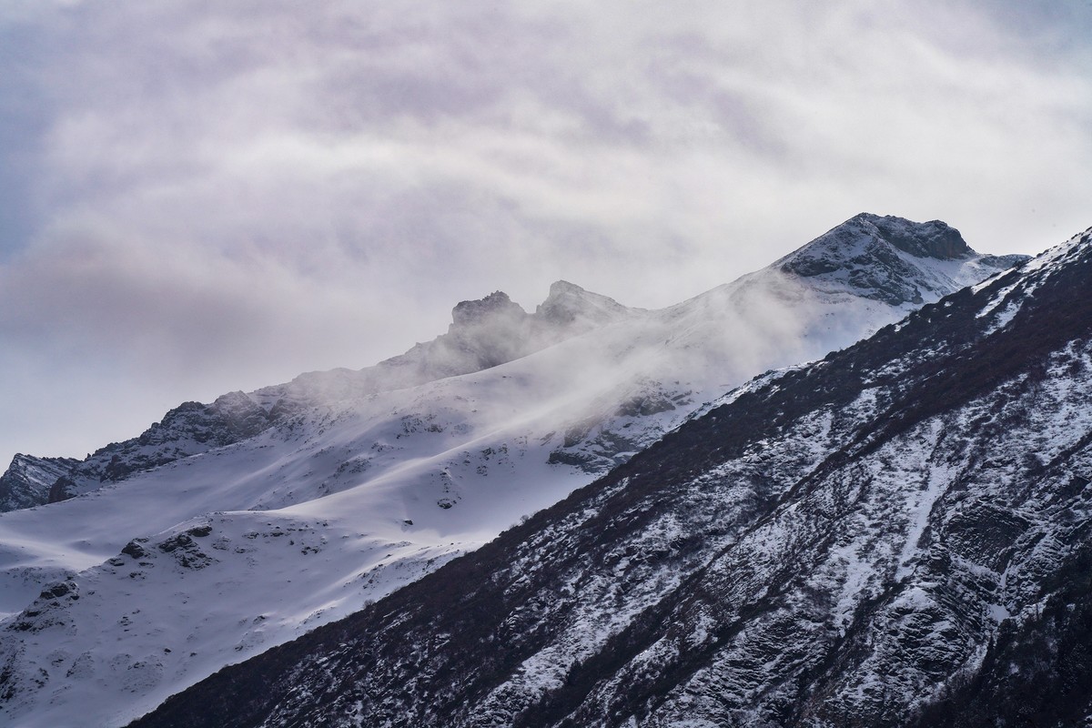 黄龙雪景
