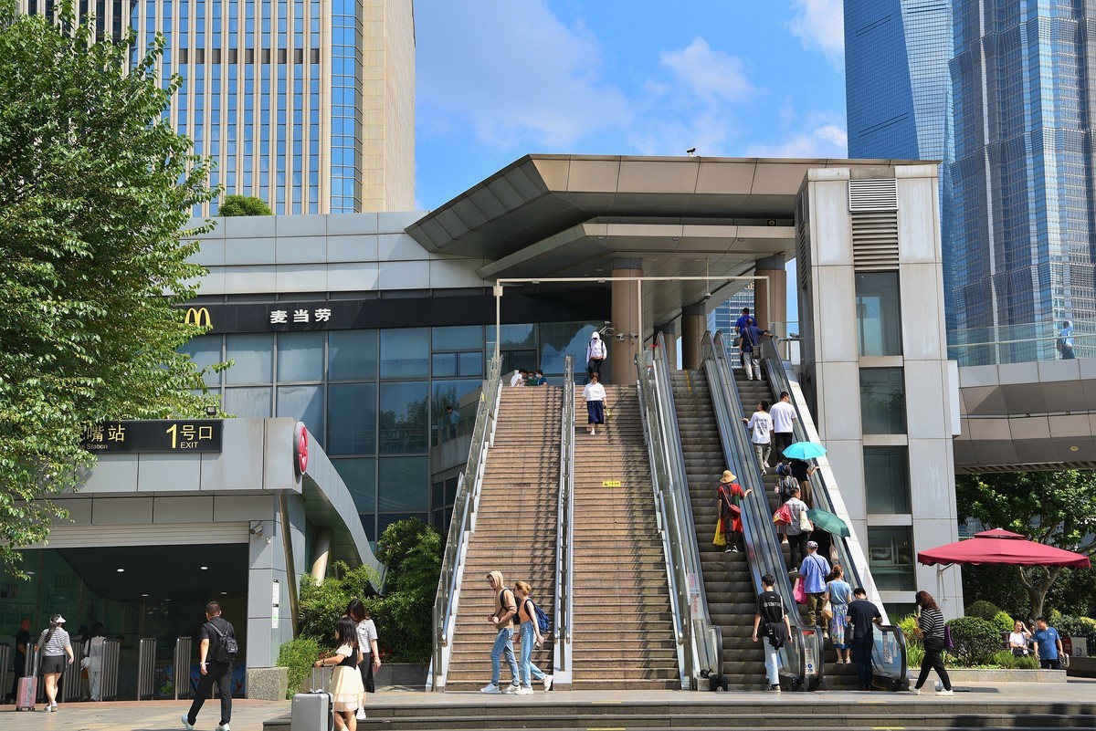 上海陆家嘴，东方明珠塔地域之美