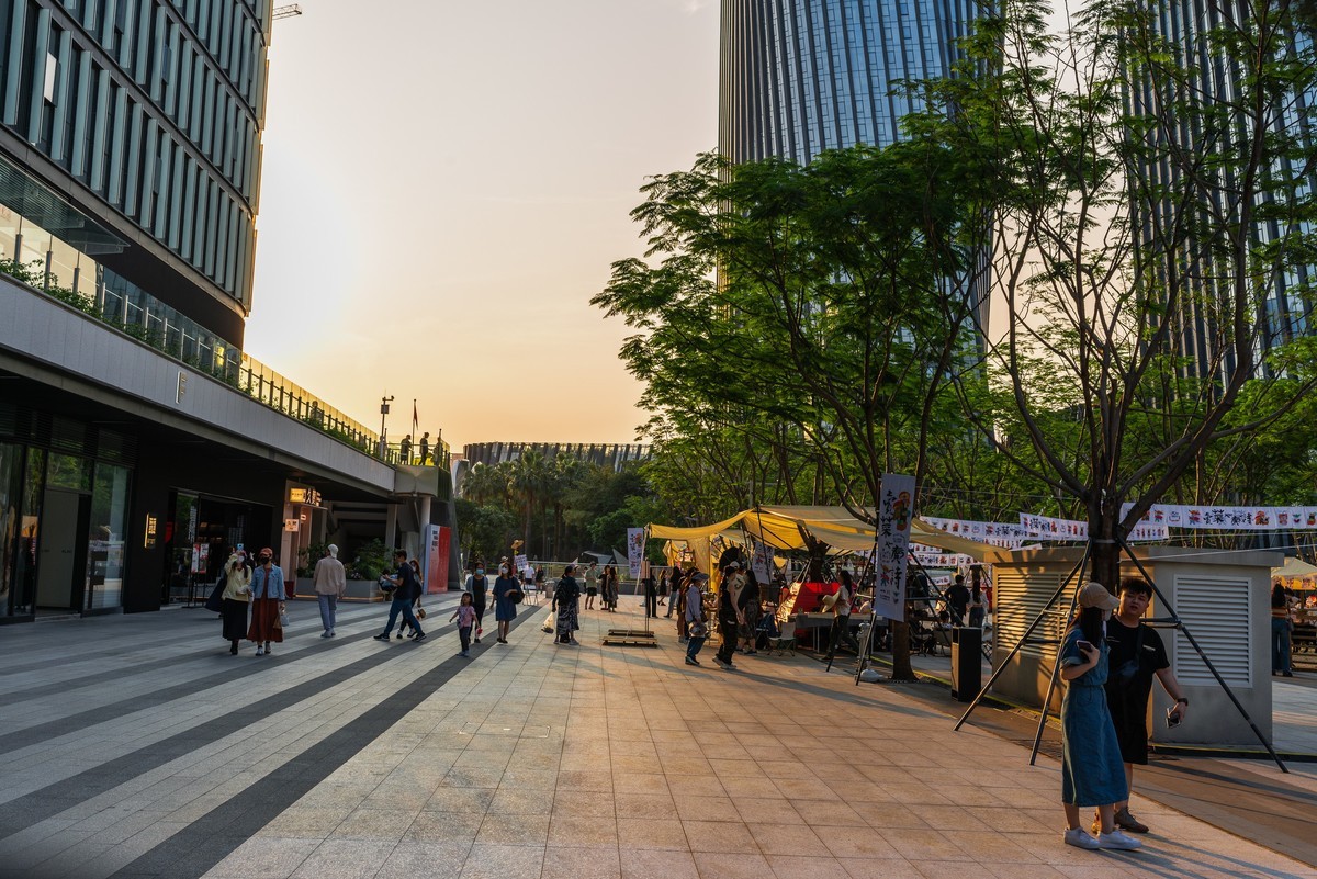 和美术馆及街景