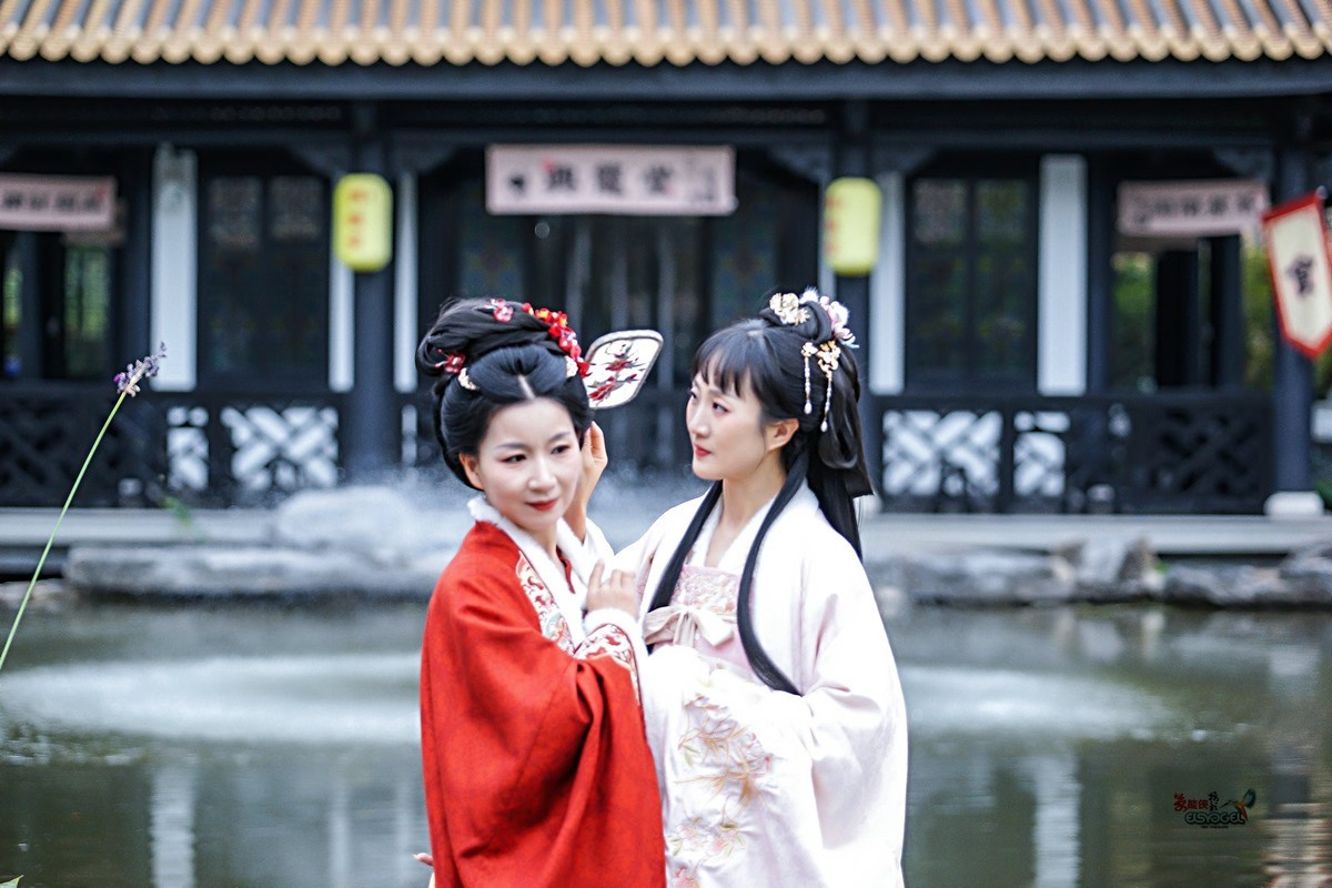 【牧原婉灵唐风姐妹花】---婉灵、小李