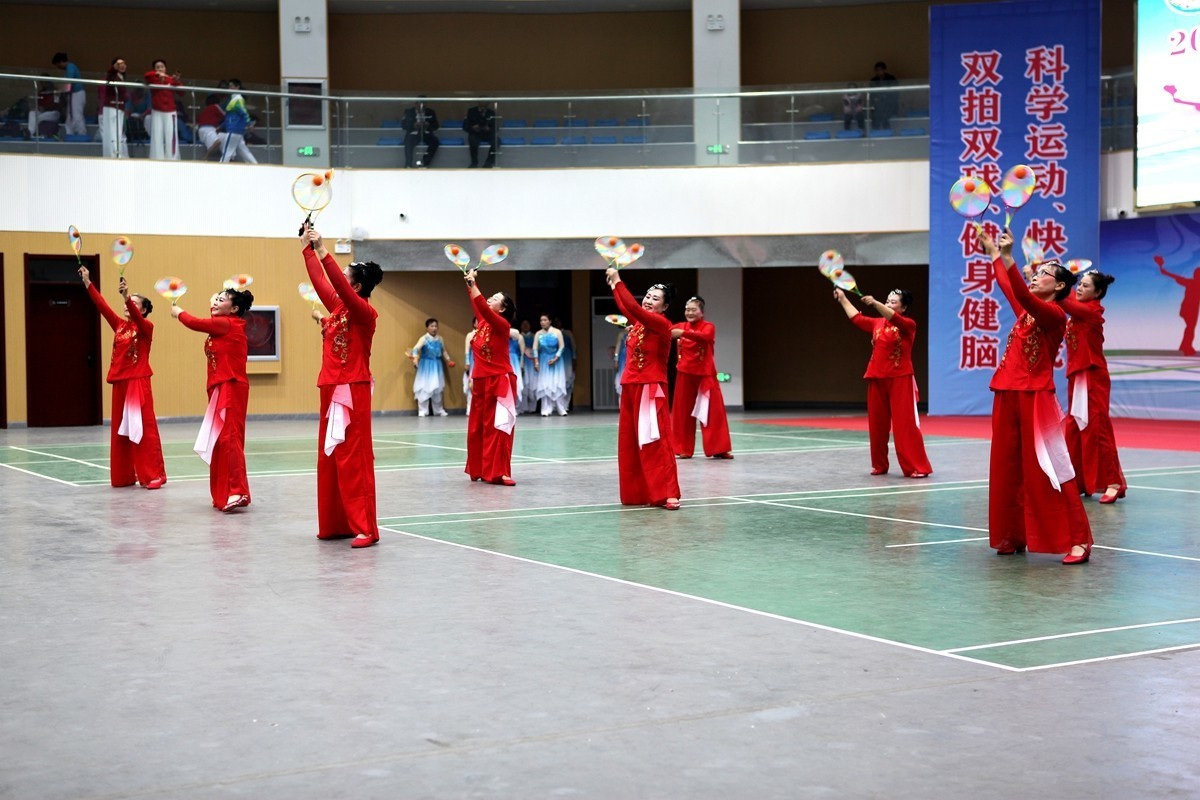 柔力球双拍双球  5