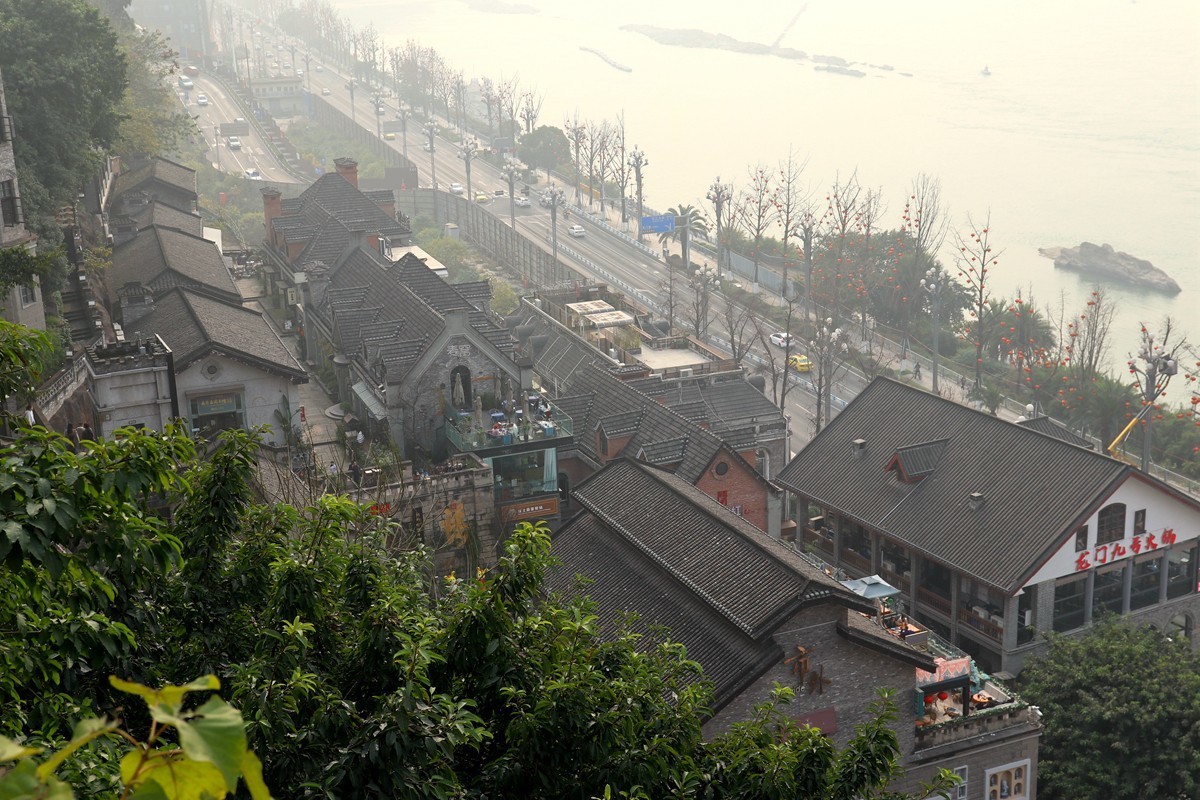 龙门老街记一（可以外出走但不要去人多的地方）